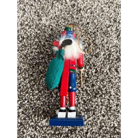 Nutcracker Village golfer 5” tall Working Mouth And Back Handle - Picture 3 of 6